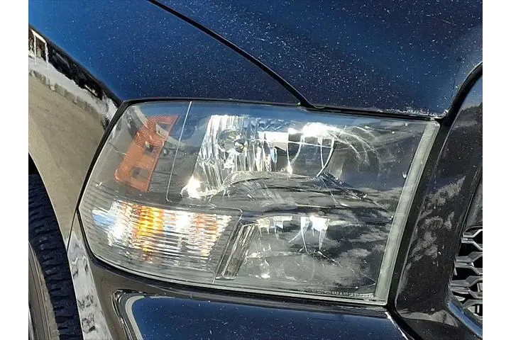 $13995 : Ram 1500 2017 4x4 Express 4d image 8