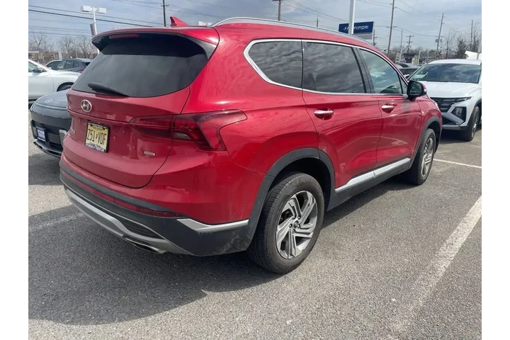 $18995 : Hyundai SANTA FE 2022 AWD SE image 3
