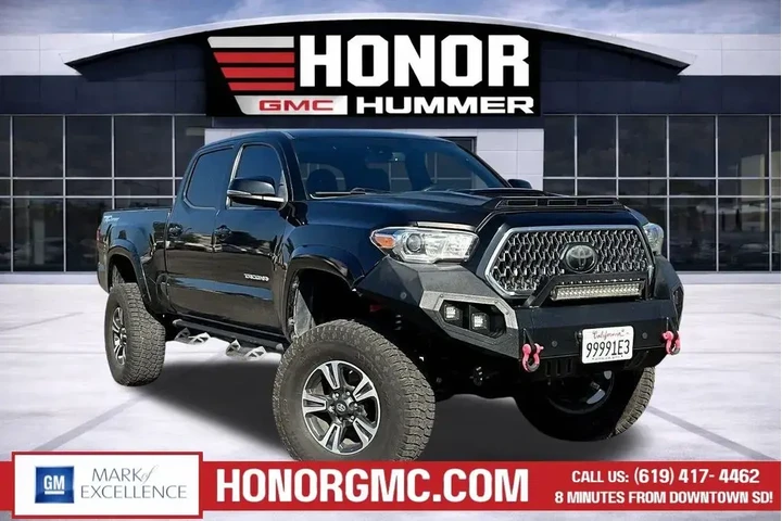 $26988 : Toyota Tacoma 2019 4x2 TRD S image 1