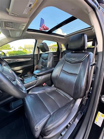 $17500 : Cadillac XT5 2017 image 6
