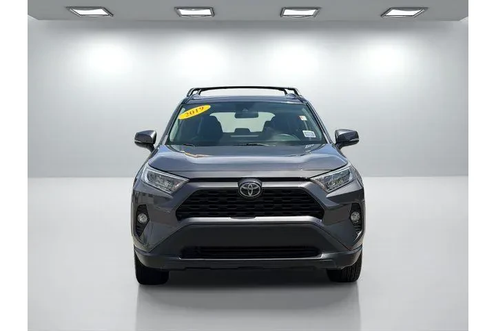 $23588 : Toyota RAV4 2019 XLE Premium image 8