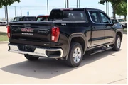 $32868 : GMC Sierra 1500 2021 4x4 SLE thumbnail