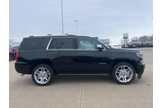 $35999 : Chevrolet Tahoe 2020 4x4 Pre thumbnail