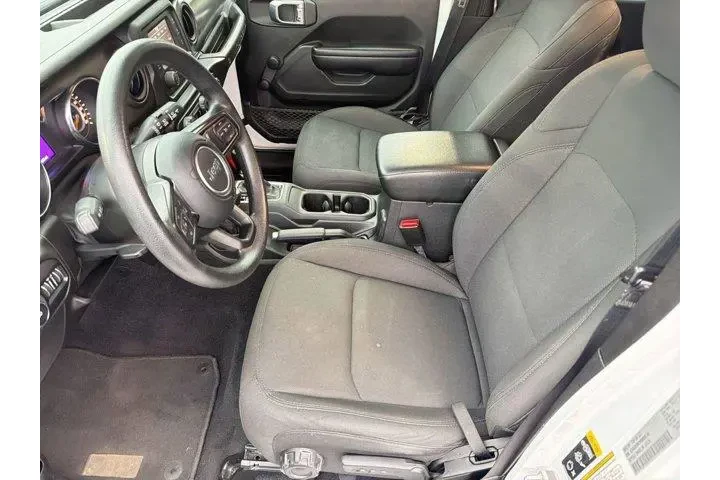 $24999 : Jeep Wrangler Unlimited 2021 image 5