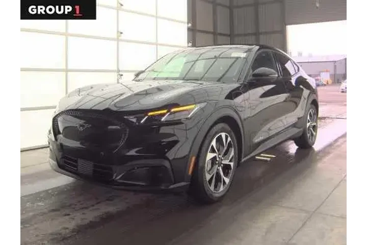 $29971 : Ford Mustang Mach-E 2025 Sel image 1