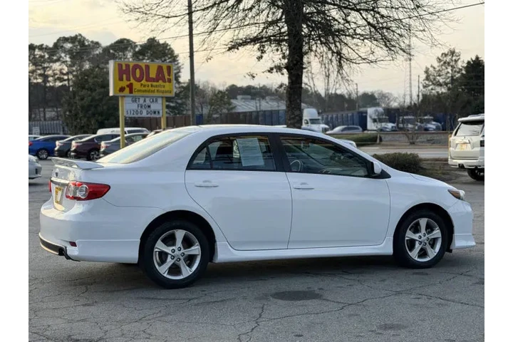 2011 Corolla S image 5