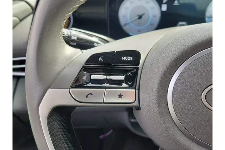 $20688 : Hyundai ELANTRA 2025 SEL Con image 5