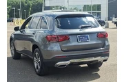 $33649 : Mercedes-Benz GLC 2022 AWD G thumbnail