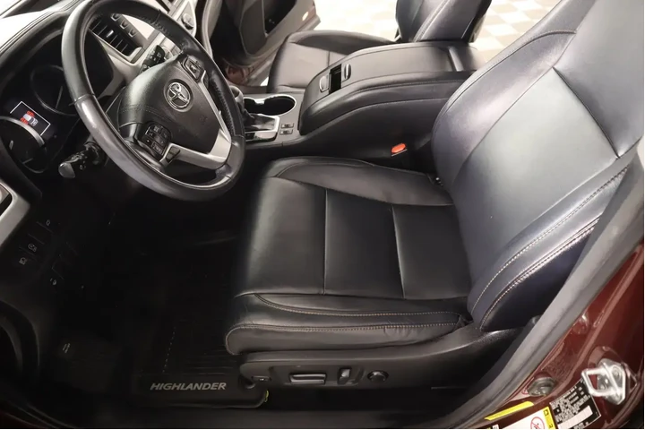 $25999 : Toyota Highlander 2018 XLE 4 image 10
