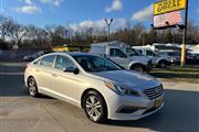 $5995 : 2015 Sonata SE thumbnail