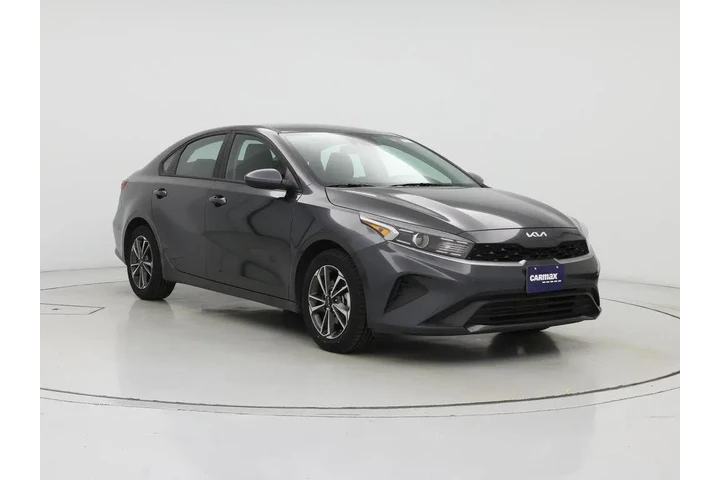 $17998 : Kia Forte 2024 LX 4dr Sedan image 1