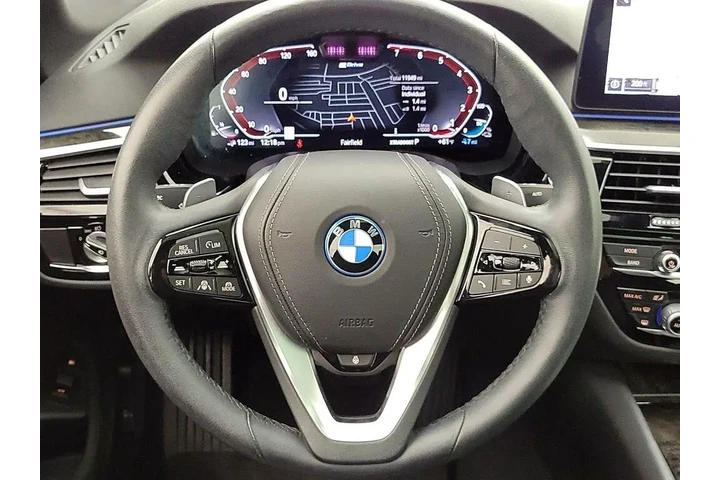 $36998 : BMW 5 Series 2023 530e 4dr S image 10