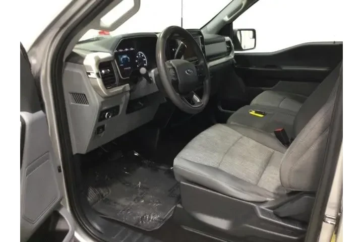 $31921 : Ford F-150 2021 4x4 XL 2dr R image 9