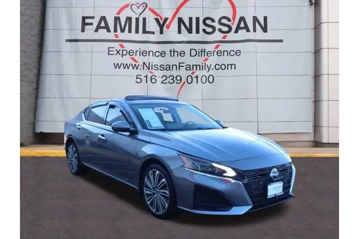 $28309 : Nissan Altima 2023 AWD 2.5 S image 1
