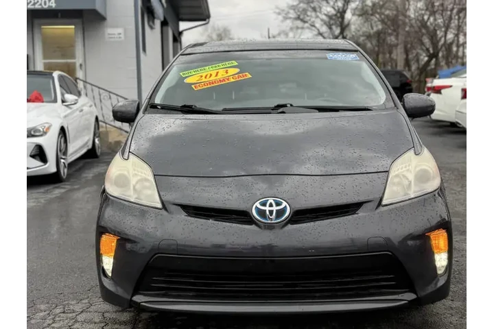 $11495 : 2013 Prius Four image 3