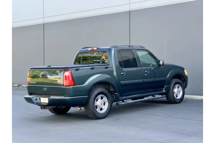 $9940 : 2004 Explorer Sport Trac Adre image 6