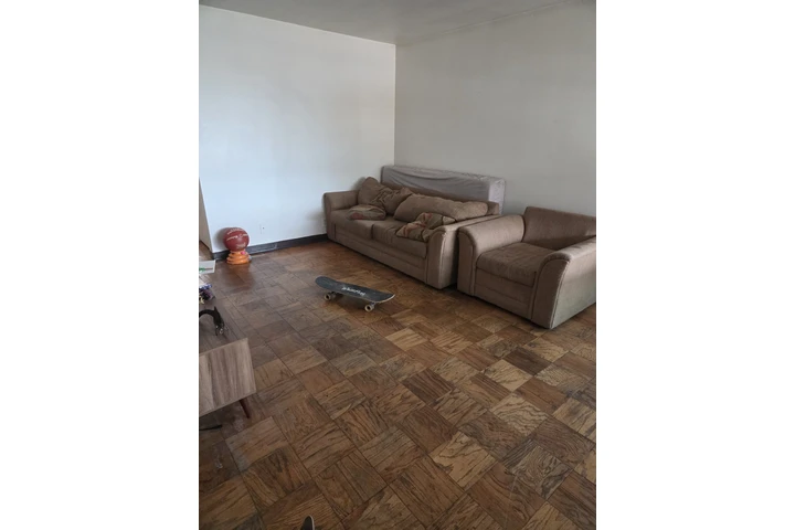 $630 : Rento mi sala image 1