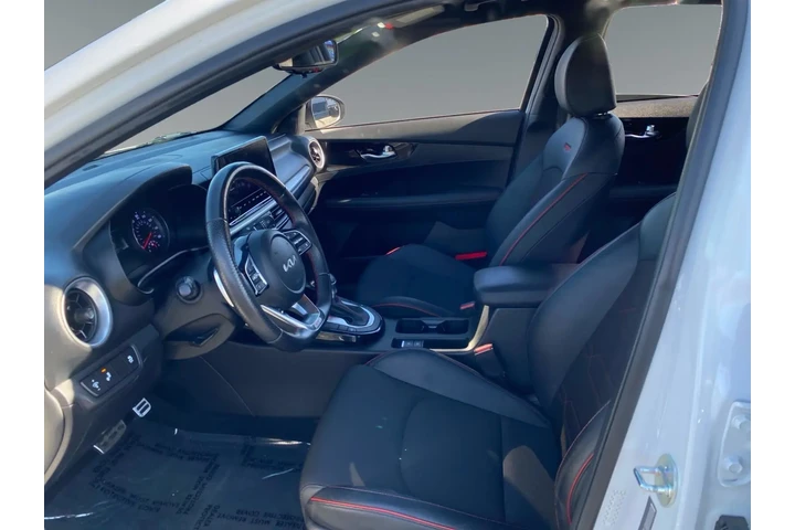 $26157 : Kia Forte 2024 image 9