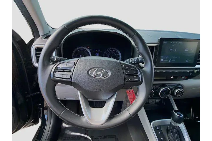 $14699 : Hyundai VENUE 2022 SEL 4dr C image 8