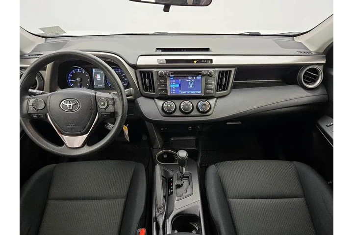 $22998 : Toyota RAV4 2017 LE 4dr SUV image 9