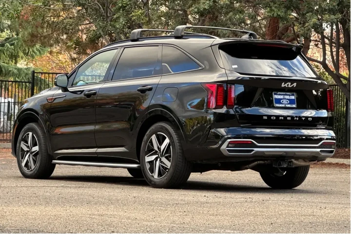 Kia Sorento 2022 S 4dr SUV image 5