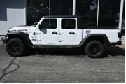 $37988 : Jeep Gladiator 2021 4x4 Moja thumbnail