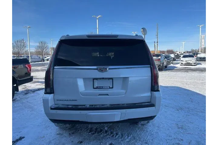 $23995 : Cadillac Escalade 2016 4X4 P image 7