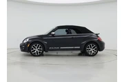 $19998 : Volkswagen Beetle Convertibl thumbnail