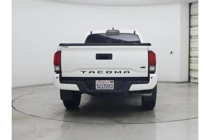$26998 : Toyota Tacoma 2018 4x2 TRD S image 6