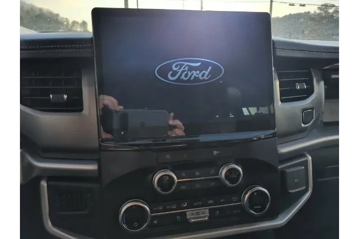 $37304 : Ford Expedition 2024 4x2 XLT image 8