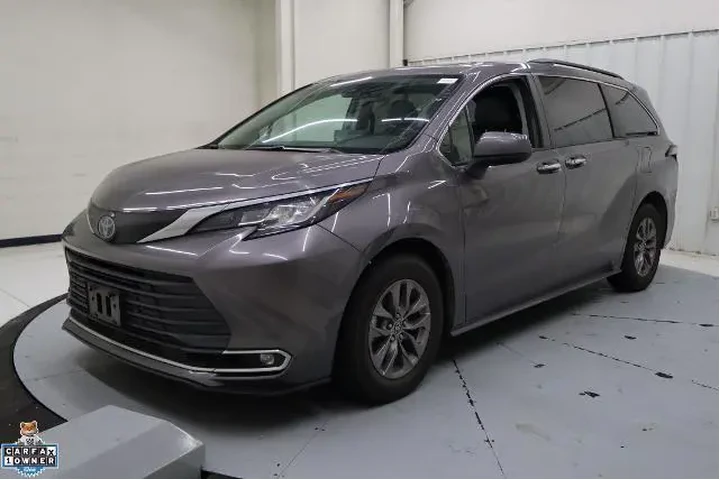 $33614 : Toyota Sienna 2023 XLE 8-Pas image 9
