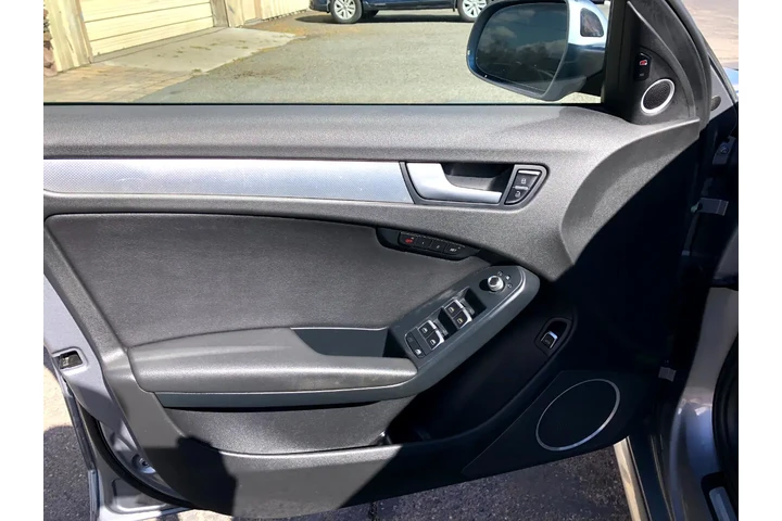 $12990 : 2015 A4 2.0T Sedan Quattro Ti image 9