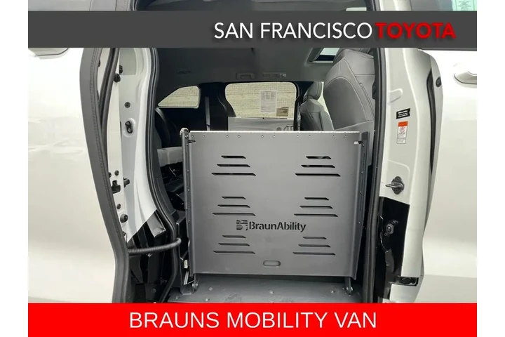 $83888 : 2025 Sienna XLE 8 Passenger image 7