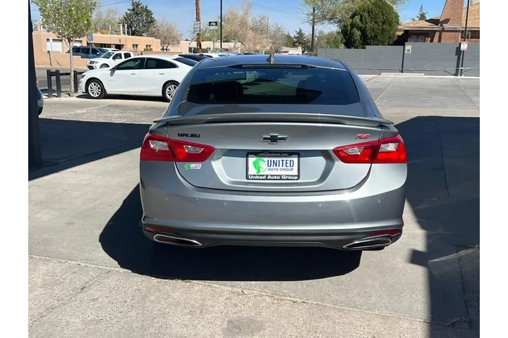 2024 Malibu RS image 6