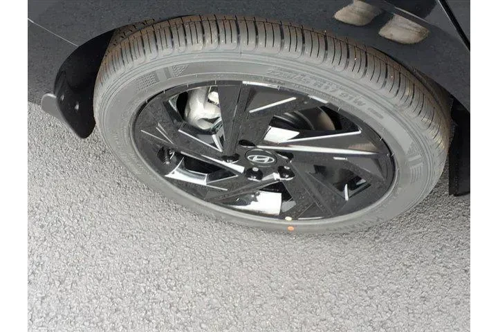 $23991 : Hyundai ELANTRA 2026 SEL Spo image 9