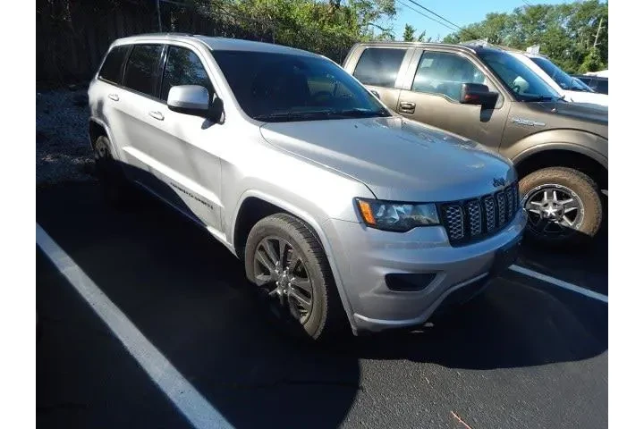 $12987 : Jeep Grand Cherokee 2017 4x4 image 5