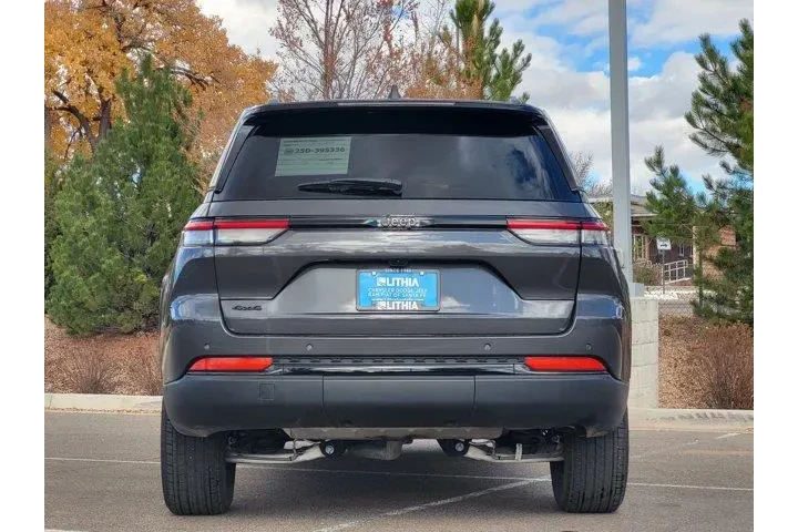 $35429 : Jeep Grand Cherokee 2024 4x4 image 6