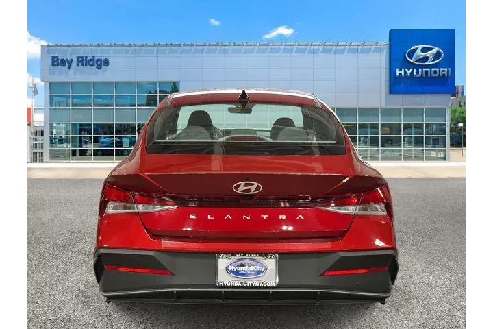 $20999 : Hyundai ELANTRA 2024 SEL 4dr image 4