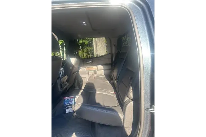 $33000 : Chevrolet Silverado 1500 202 image 9