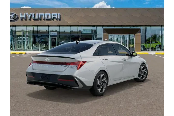 $24000 : Hyundai ELANTRA Hybrid 2025 image 4