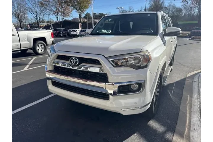 $28987 : Toyota 4Runner 2015 AWD Limi image 3