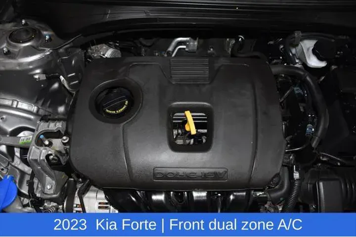 $18999 : Kia Forte 2023 GT-Line 4dr S image 7