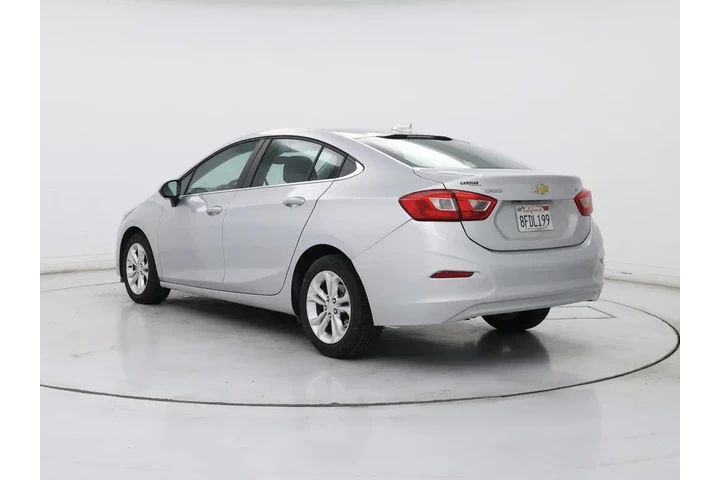 $13998 : Chevrolet Cruze 2019 LT 4dr image 2