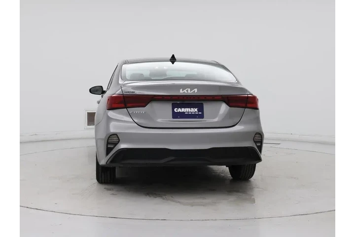 $17998 : Kia Forte 2024 LXS 4dr Sedan image 6