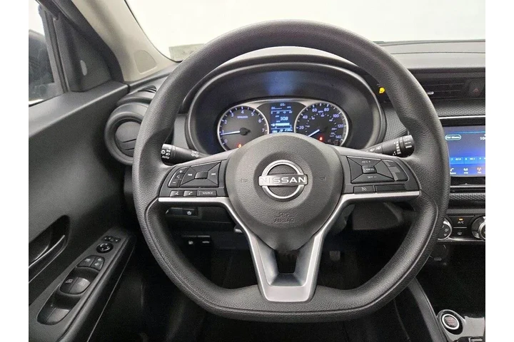 $16998 : Nissan Kicks 2022 S 4dr Cros image 10