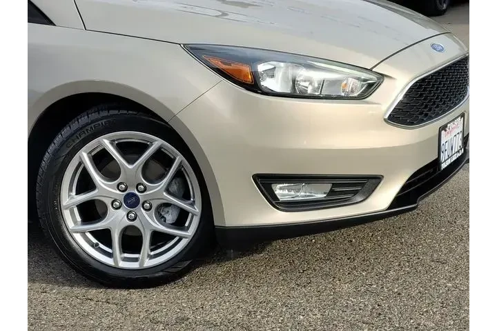 $11269 : Ford Focus 2015 SE 4dr Sedan image 6