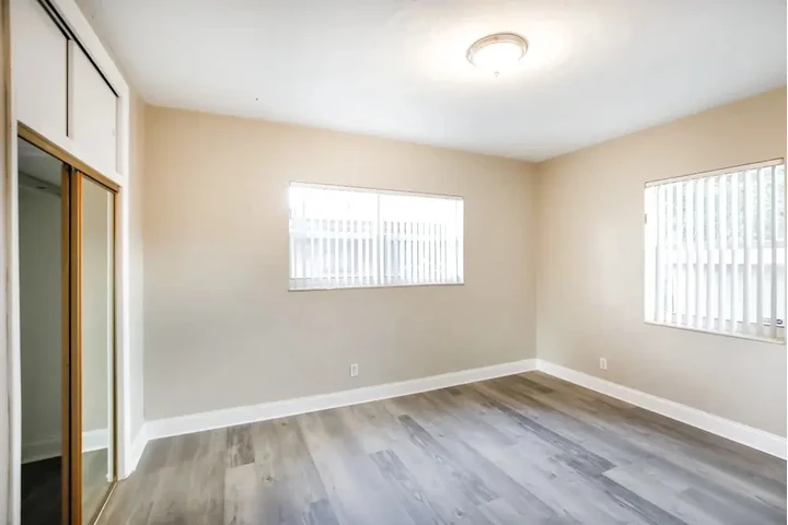 $2050 : Casa en renta de 4 recámaras image 6