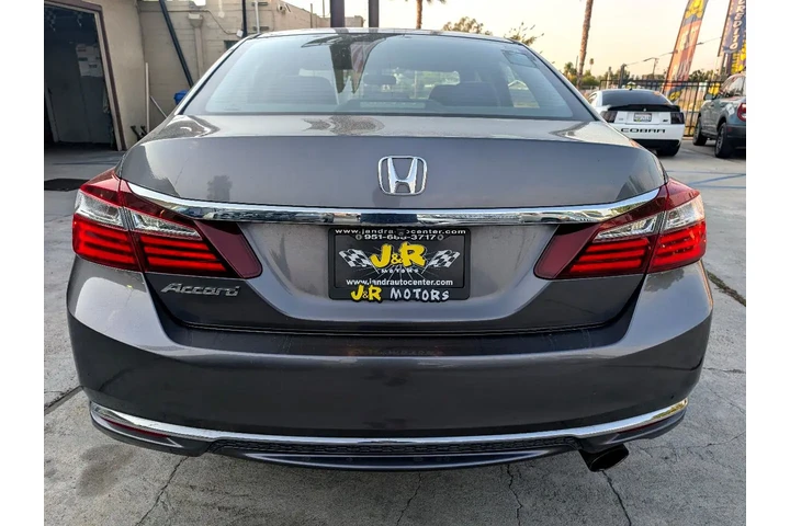 $12995 : 2017 Accord LX Sedan CVT image 5