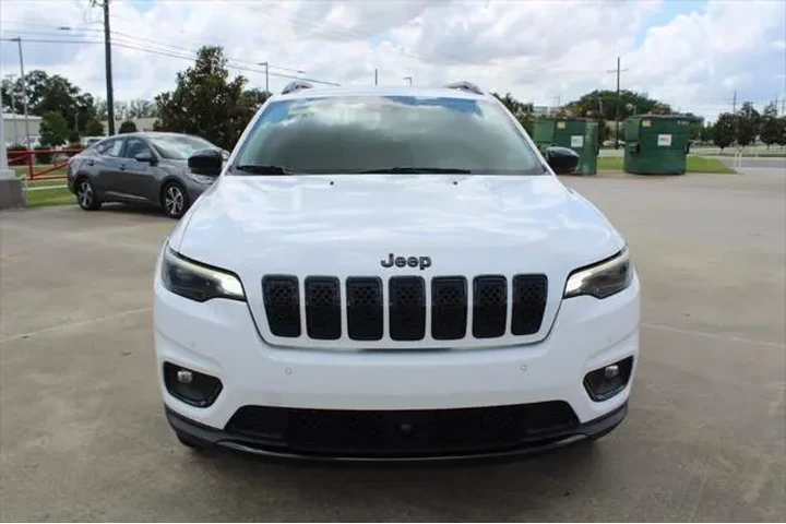 $23999 : Jeep Cherokee 2023 4x4 Altit image 3