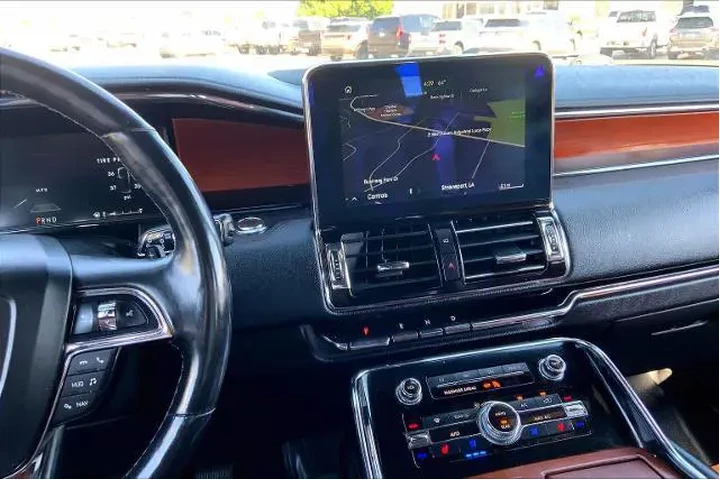 $19797 : Lincoln Navigator L 2020 4x4 image 7